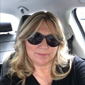 Meet your Posher, Anne